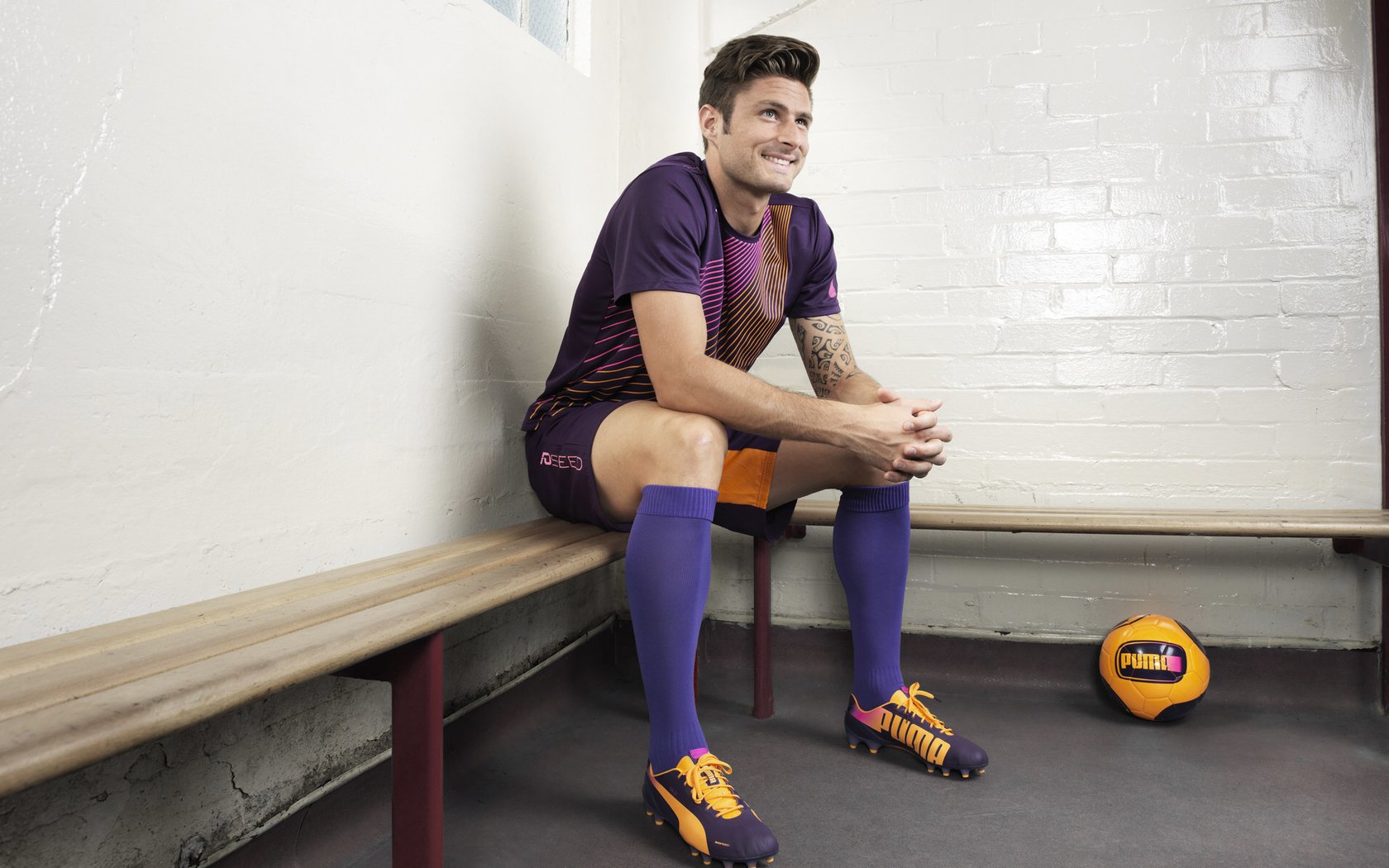 开云下载-当量子纠缠遇见绿茵场,韩国绝杀与张继科统治的跨维度对话